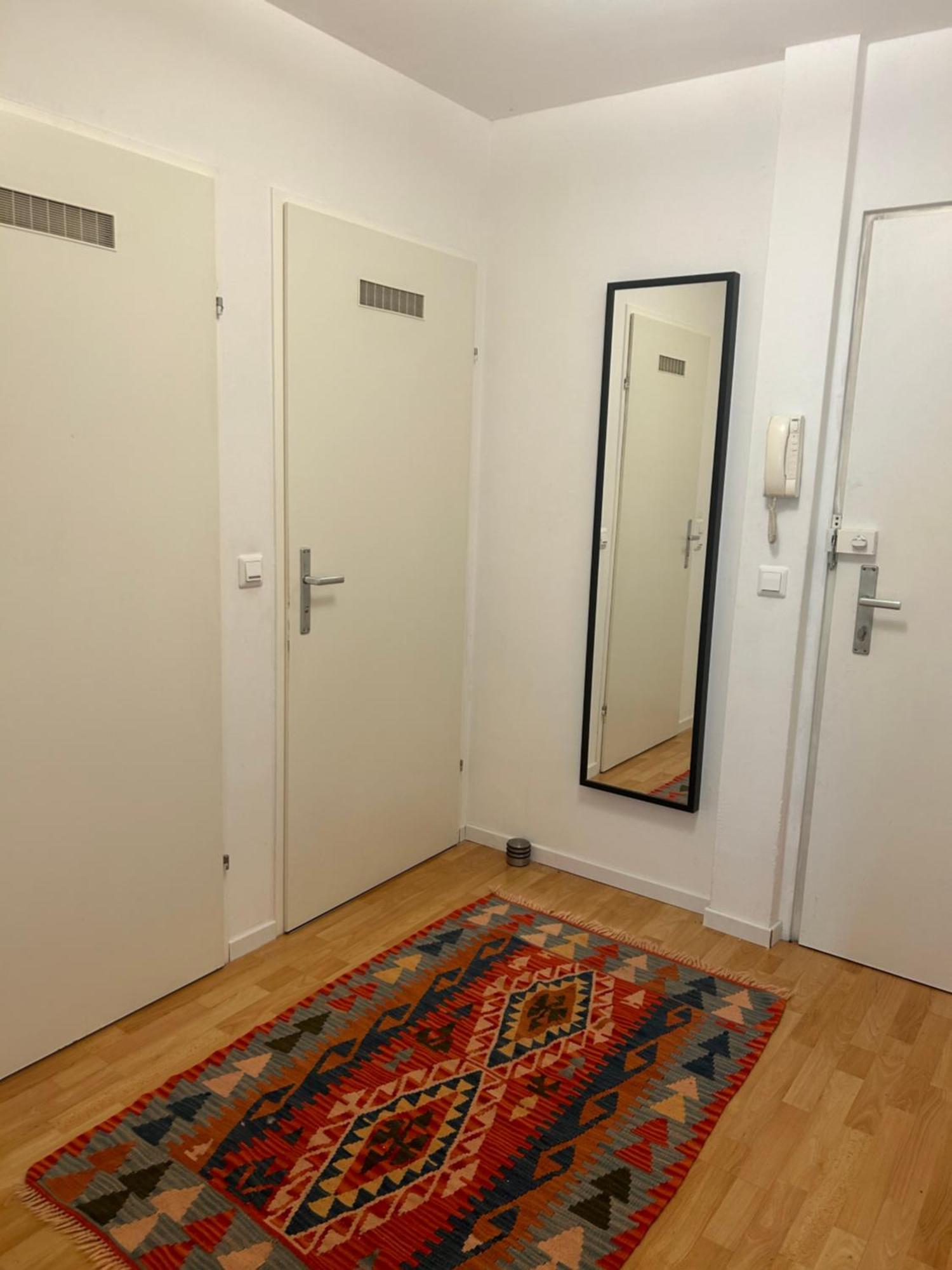 Apartment Mit Logia Und Kleinen Garten In Zentraler Lage 2 فيينا المظهر الخارجي الصورة